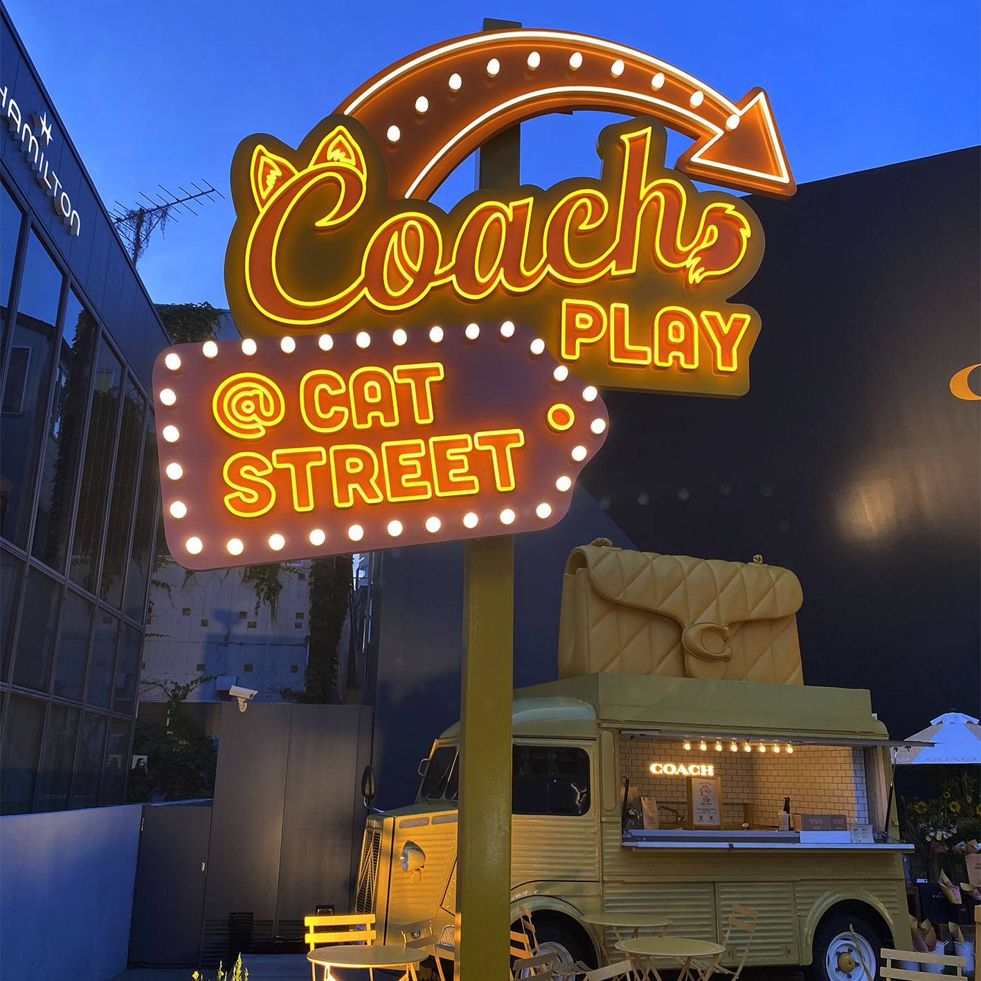 キャットストリート - デザイン看板ブログ | 看板製作のオーエスアート